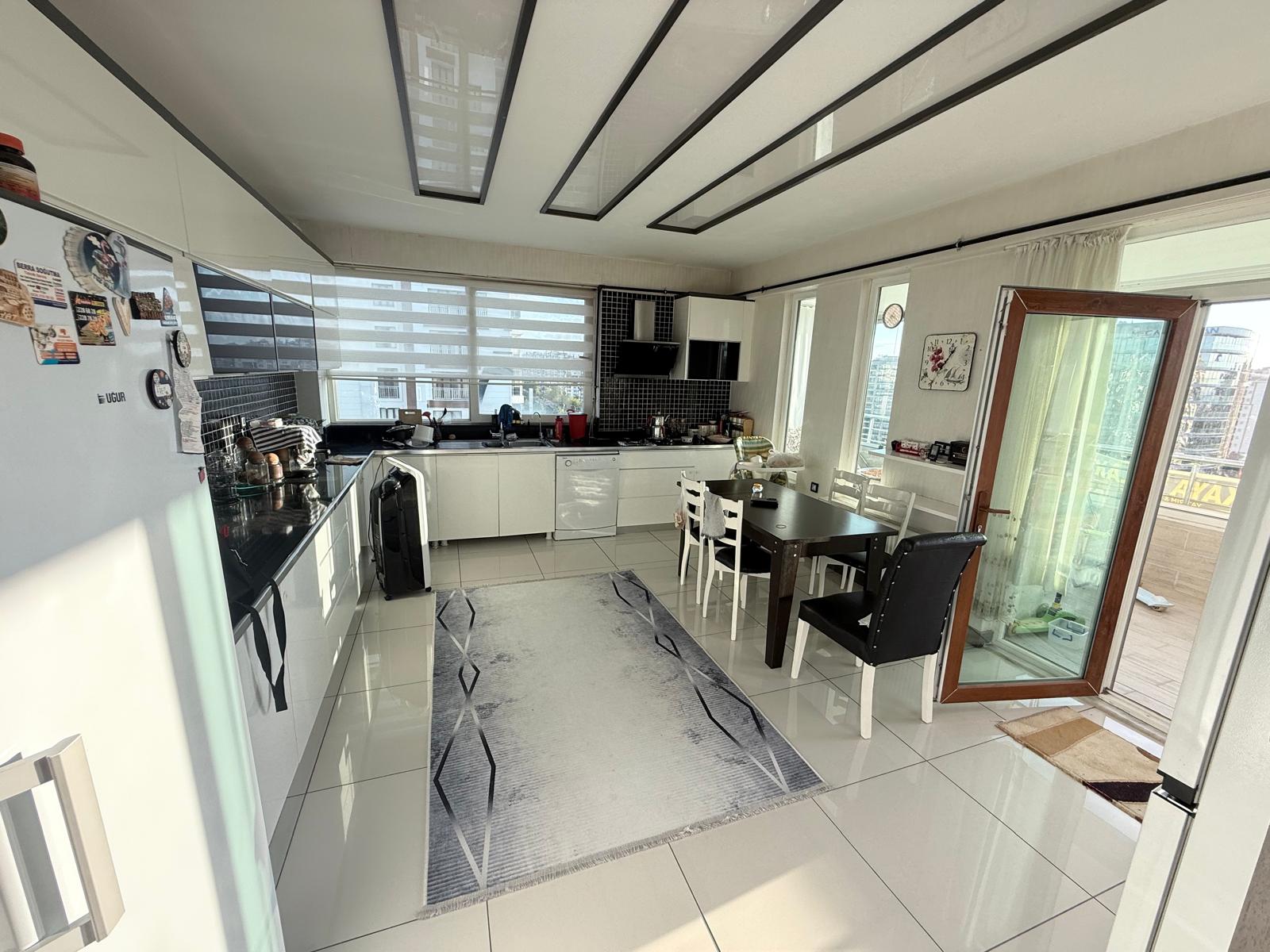 KAYA EMLAK'TAN ACİL SATILIK AZEL CTY 4+1 DAİRE